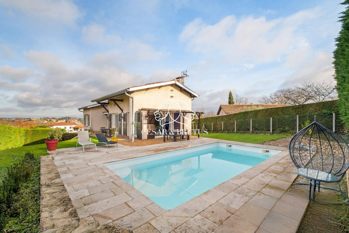Maison à JARDIN