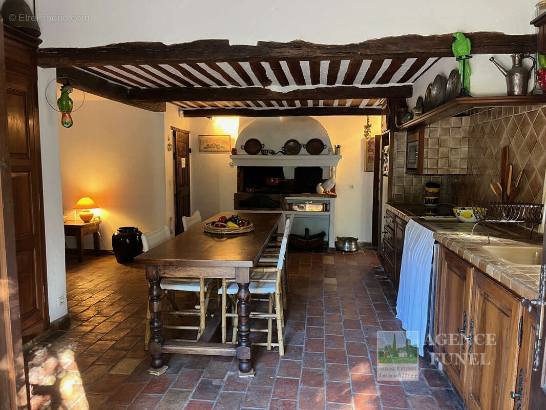 Maison à SAINT-VALLIER-DE-THIEY