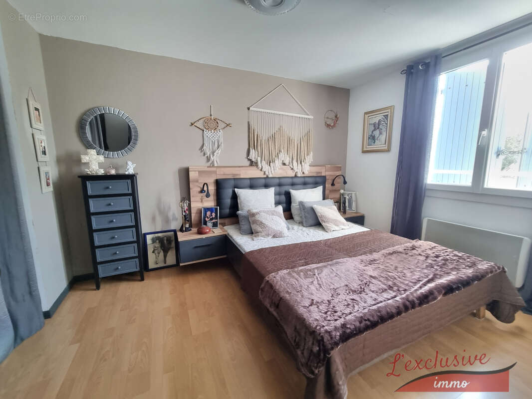 Maison à SAINT-JULIEN