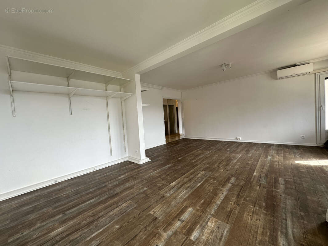 Appartement à MEYLAN