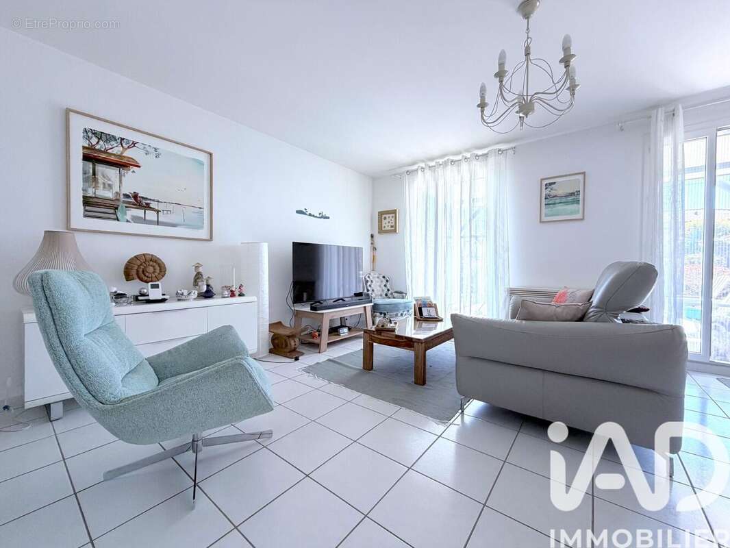 Photo 2 - Maison à MIOS