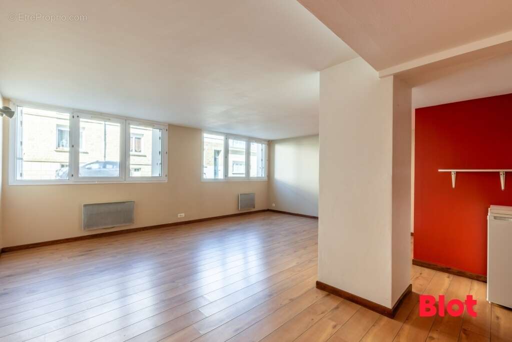 Appartement à FOUGERES