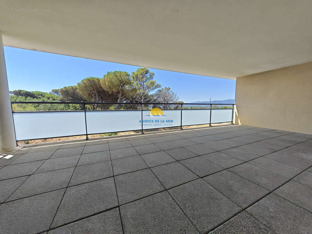 Appartement à FREJUS