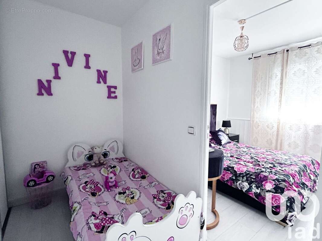 Photo 6 - Appartement à GENNEVILLIERS