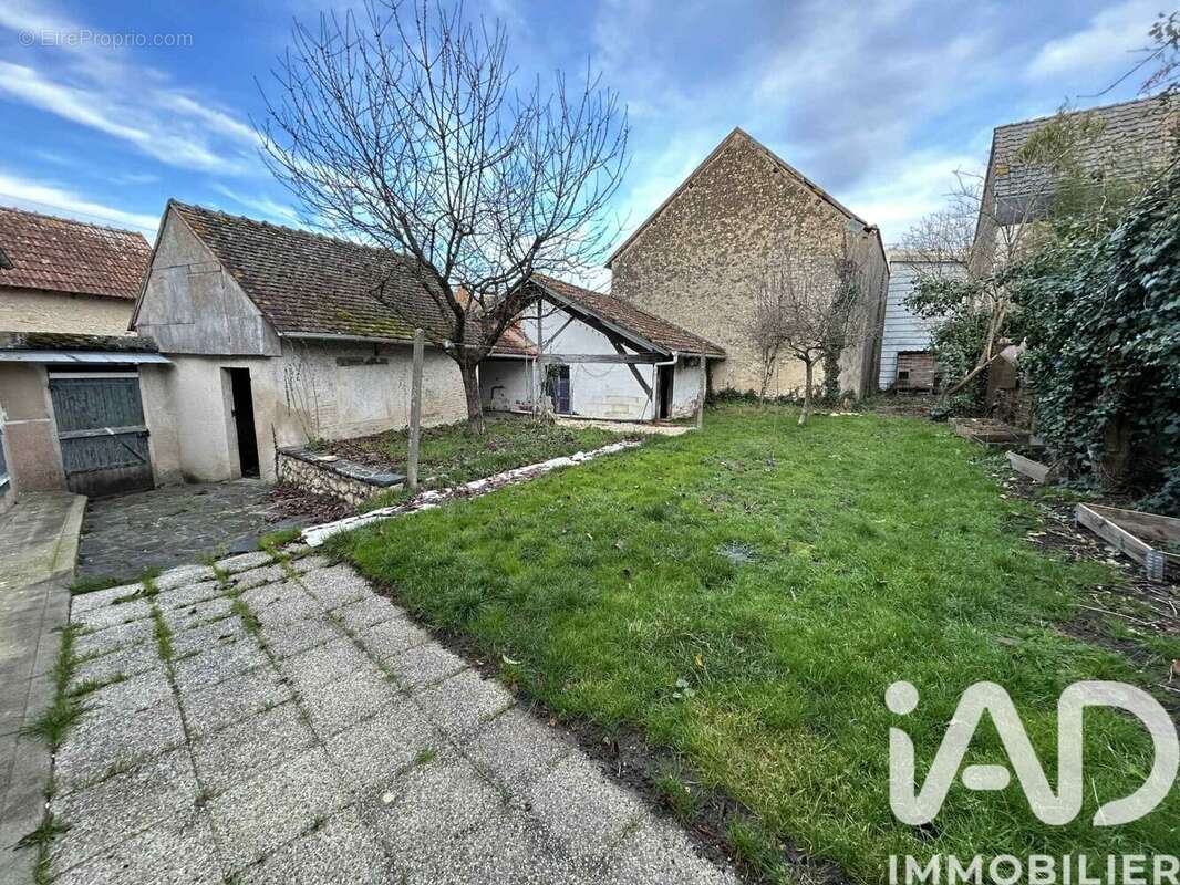 Photo 9 - Maison à BUZANCAIS