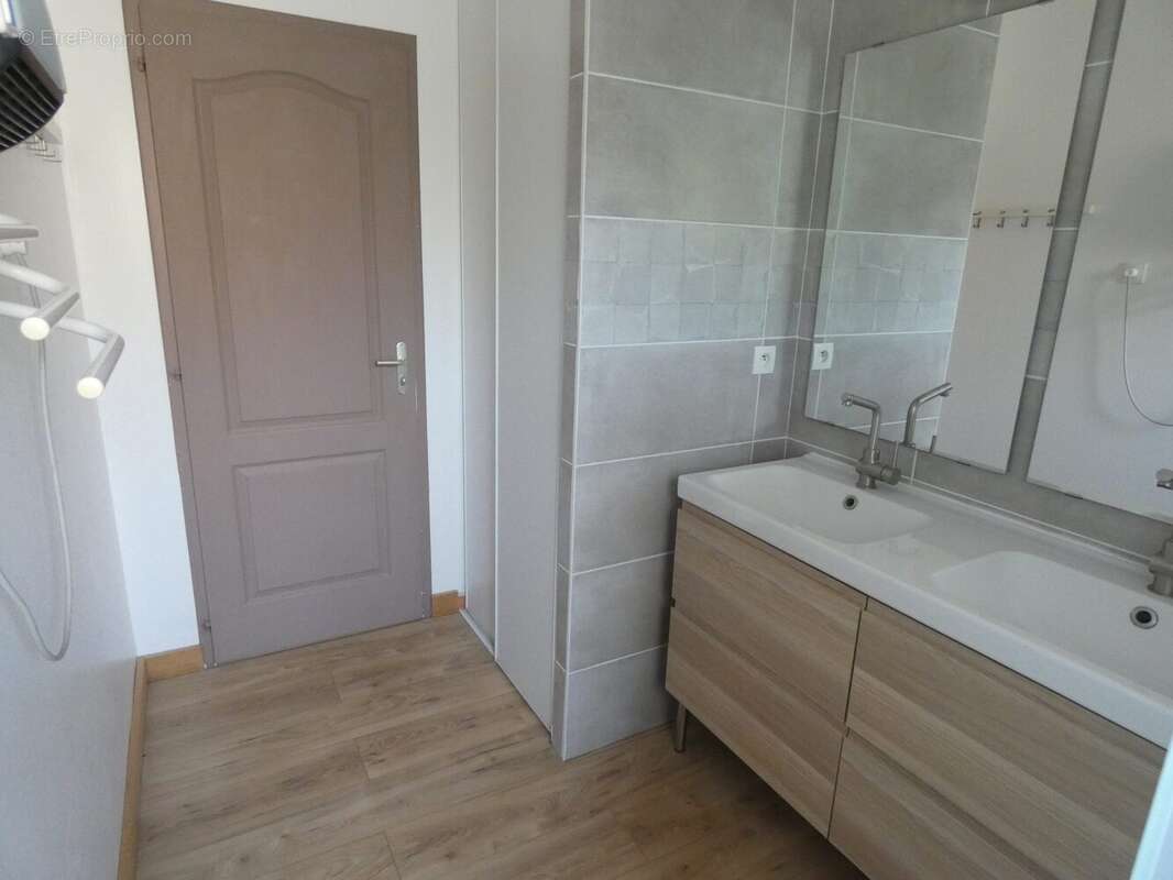 Maison à CLERMONT-L&#039;HERAULT