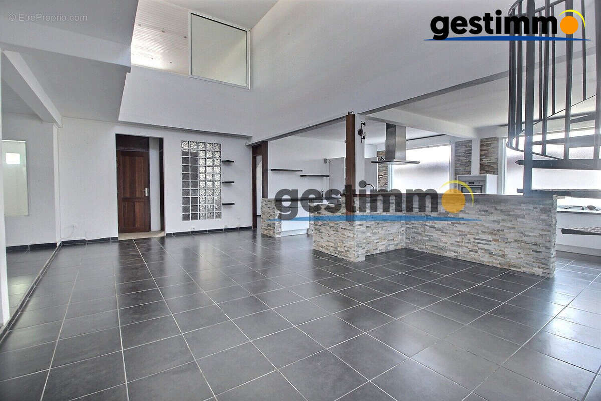 Appartement à CAYENNE