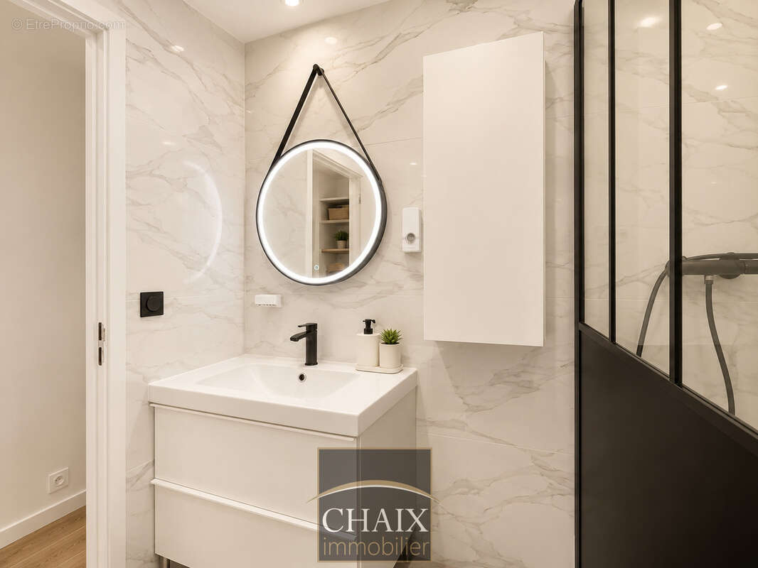 Aubagne   Résidence Les Arpèges : un superbe appartement T4 entièrement rénové, lumineux et prêt à vivre ! - photo 7