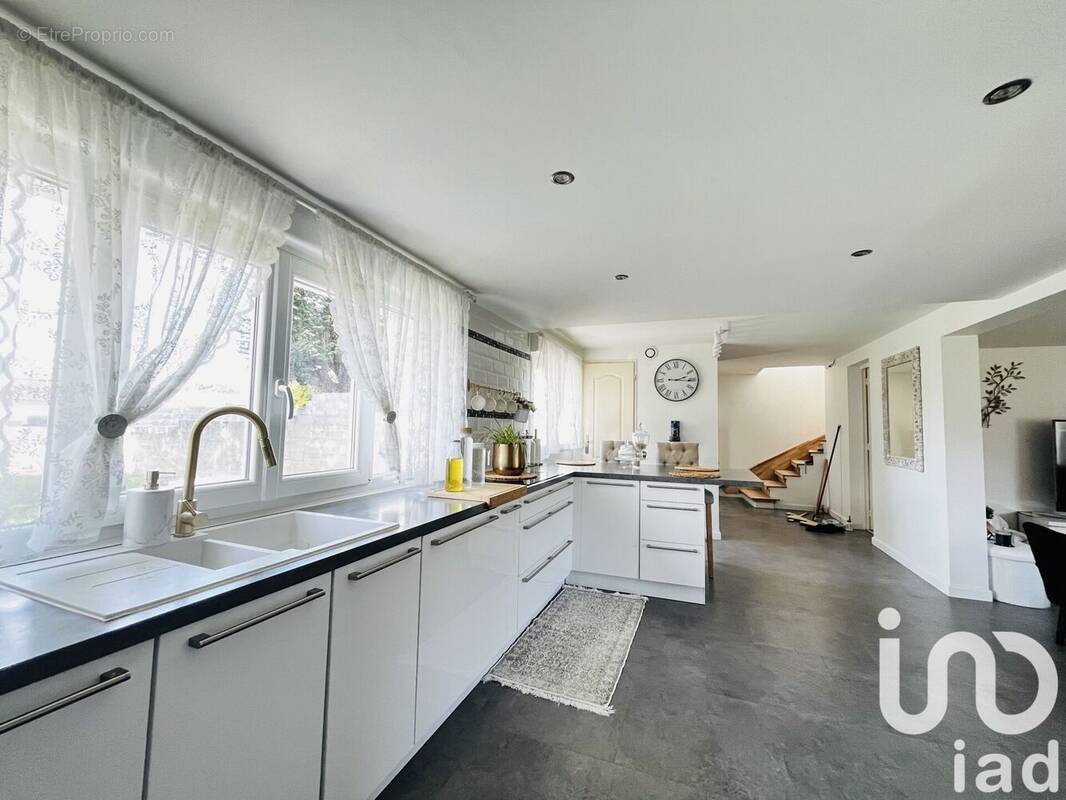 Photo 1 - Maison à LORMONT