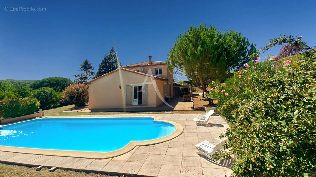 PENNE-D'AGENAIS -Maison familiale avec piscine - photo 3