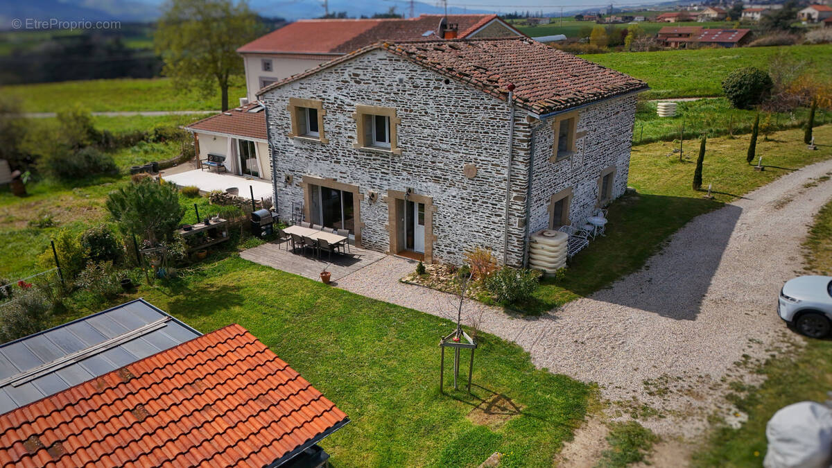 Maison à MORNANT