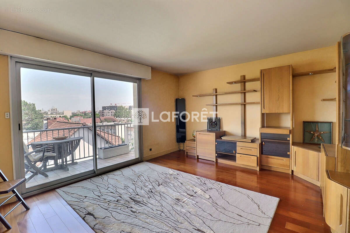Appartement à VITRY-SUR-SEINE