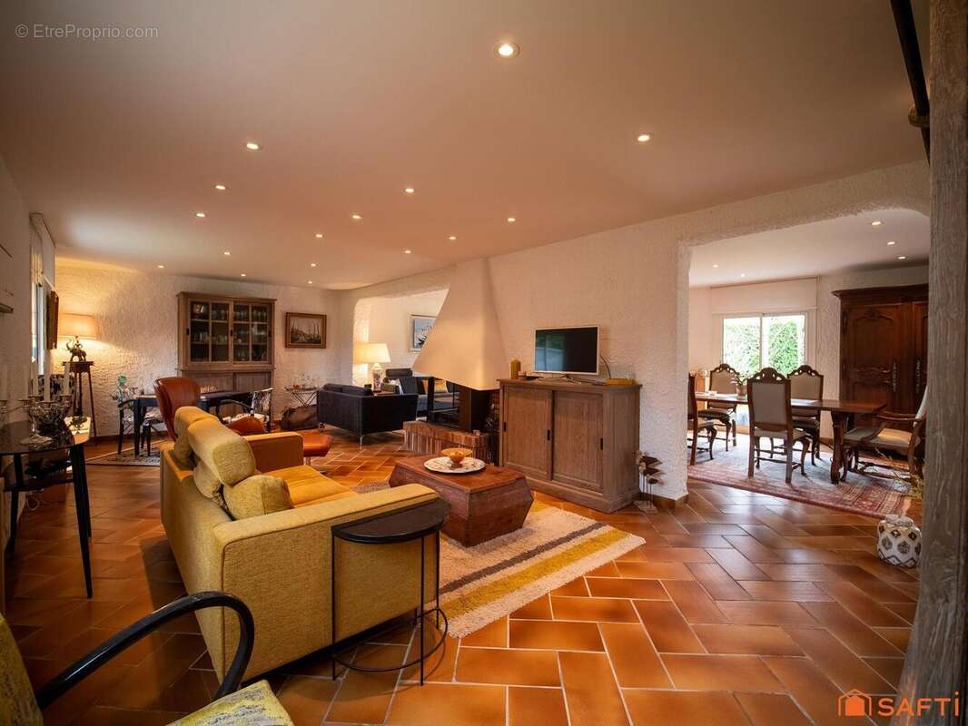 Maison 260 m² à Bordes-De-Riviere  - photo 5