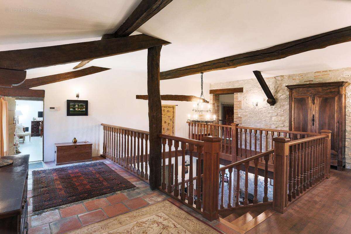 Maison à CASTELNAU-DE-MONTMIRAL