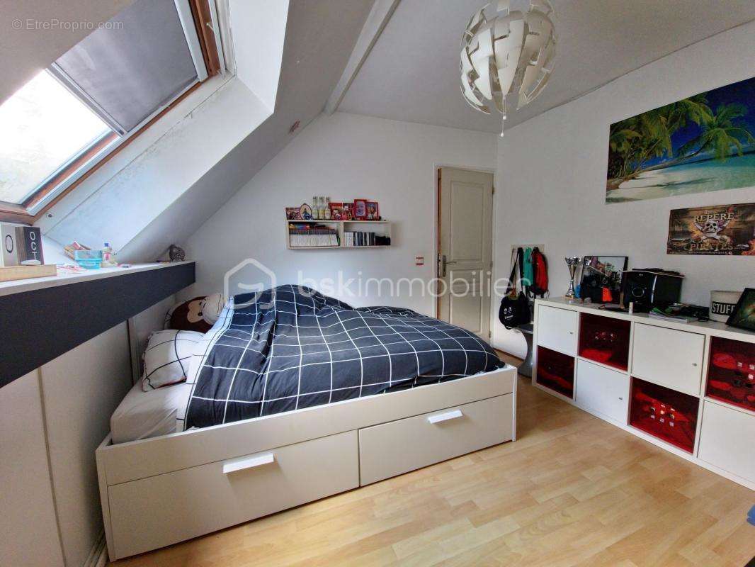 Maison à VAIRES-SUR-MARNE