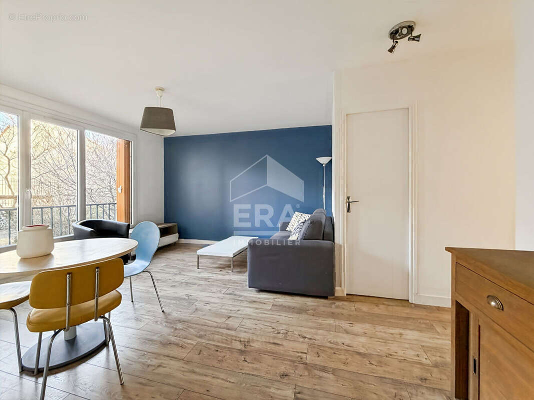 Appartement à MONTREUIL