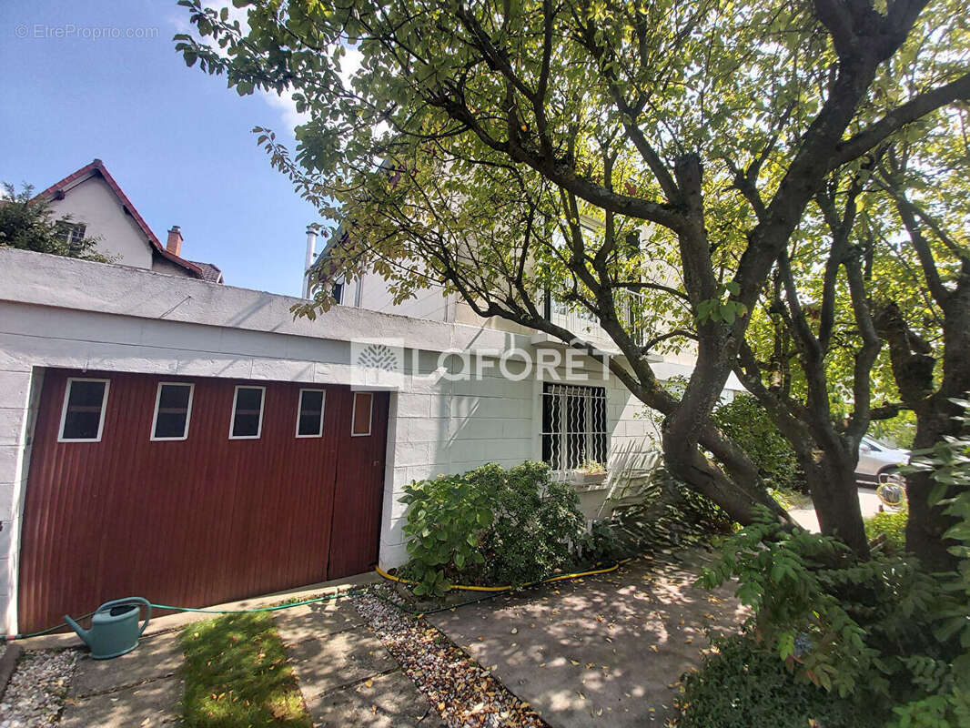 Maison à VILLEMOMBLE