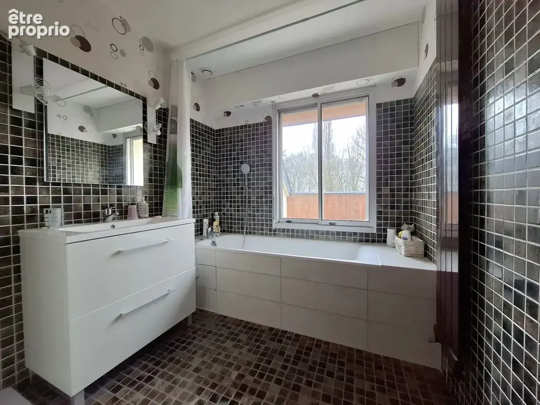 Maison 9 pièces 279 m² à vendre à Mamers (72600) - photo 6