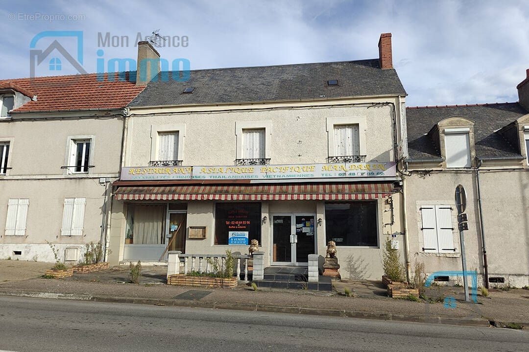 Maison à MEHUN-SUR-YEVRE