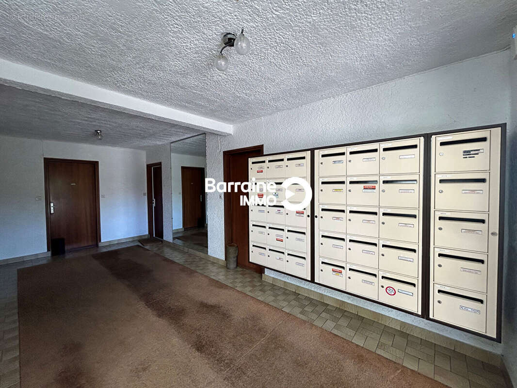 A vendre - barraine immo - appartement t2 - brest kerinou - ascenseur - photo 13
