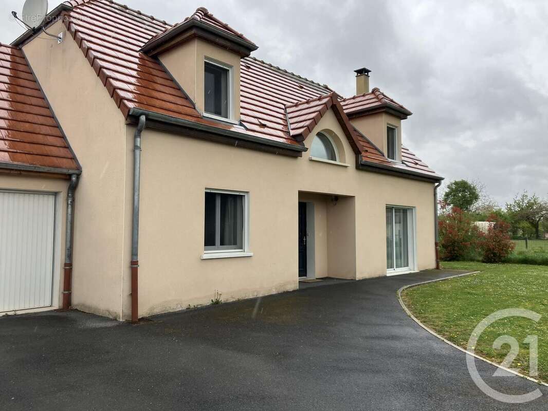 Maison à SAINT-LUMIER-EN-CHAMPAGNE