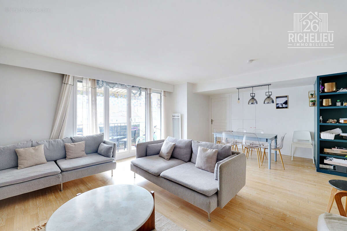 Appartement à LEVALLOIS-PERRET