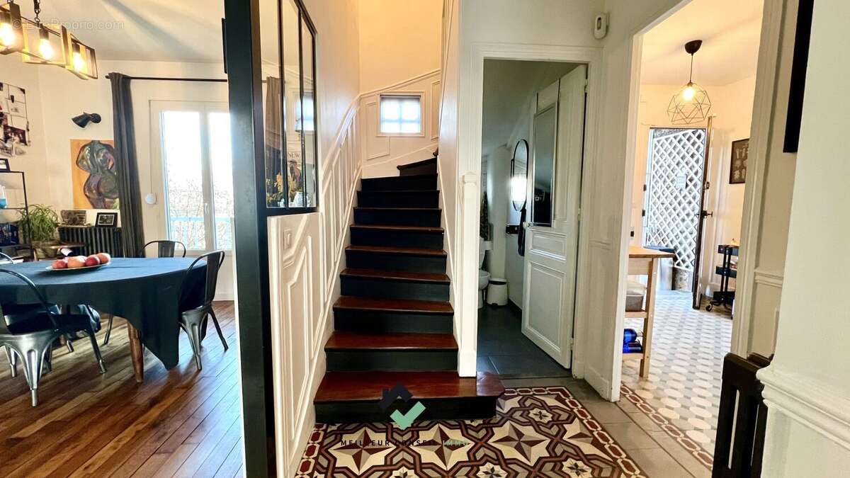 Maison à CHOISY-LE-ROI