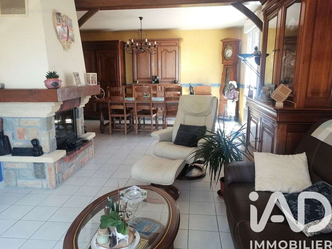 Maison 119 m² à Villaines-La-Juhel  - photo 5
