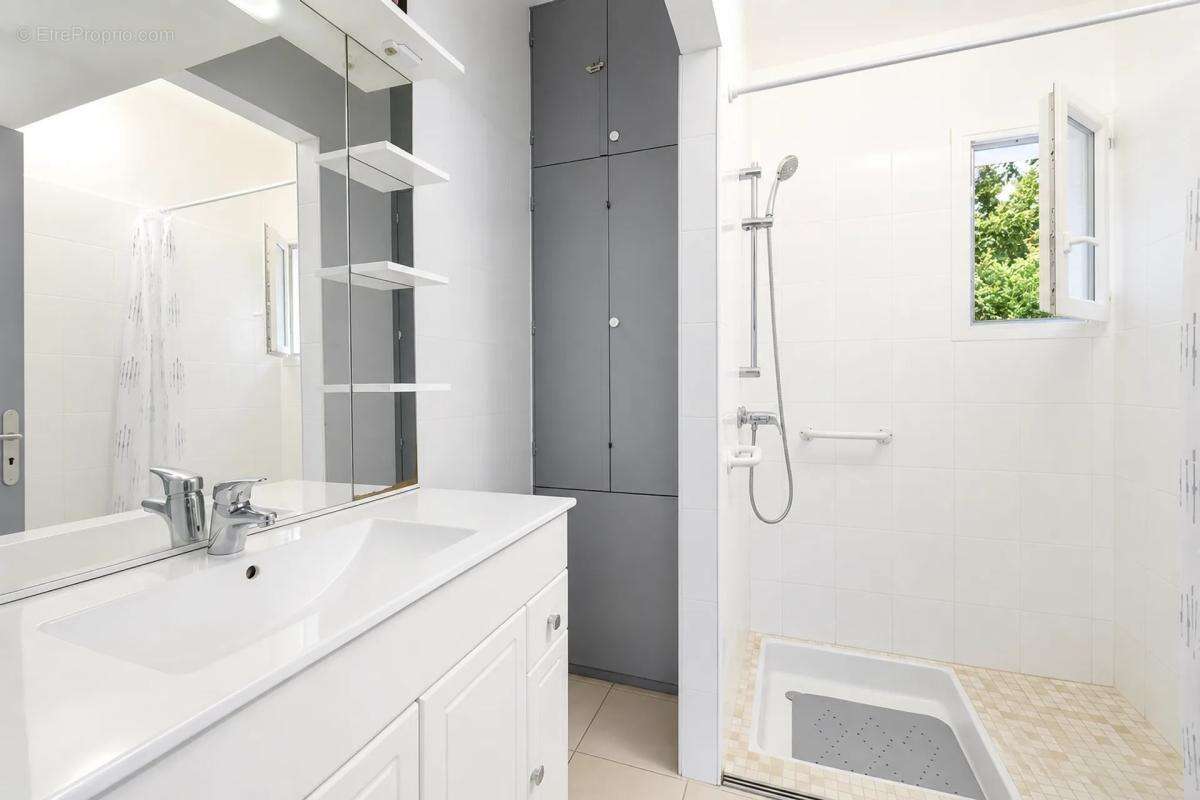 Maison familiale avec piscine à Venerque - photo 19