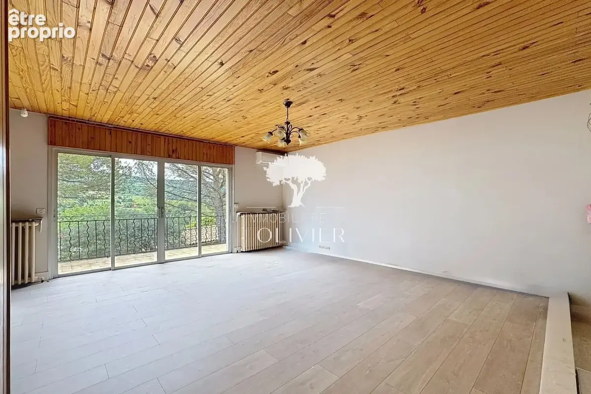 Maison 5 pièces 125 m² à vendre à Villars (84400) - photo 7