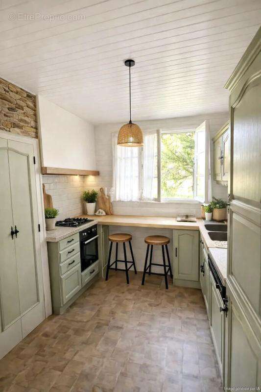 Maison à MONTPON-MENESTEROL