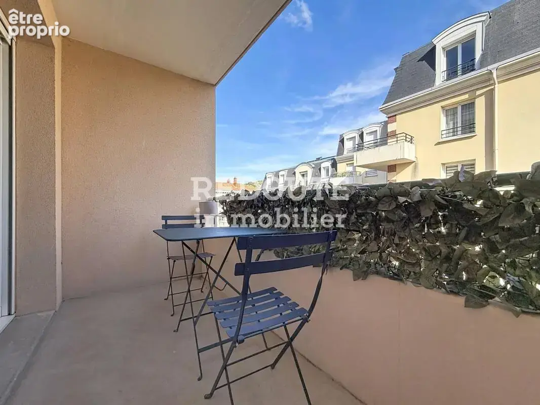 À vendre - épernay - appartement t2 avec balcon et stationnement - photo 5