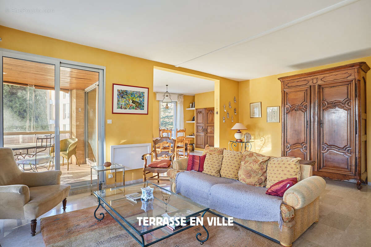 Appartement à AIX-EN-PROVENCE