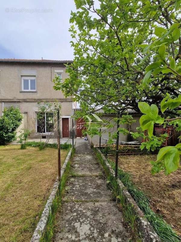 Maison à SALINDRES