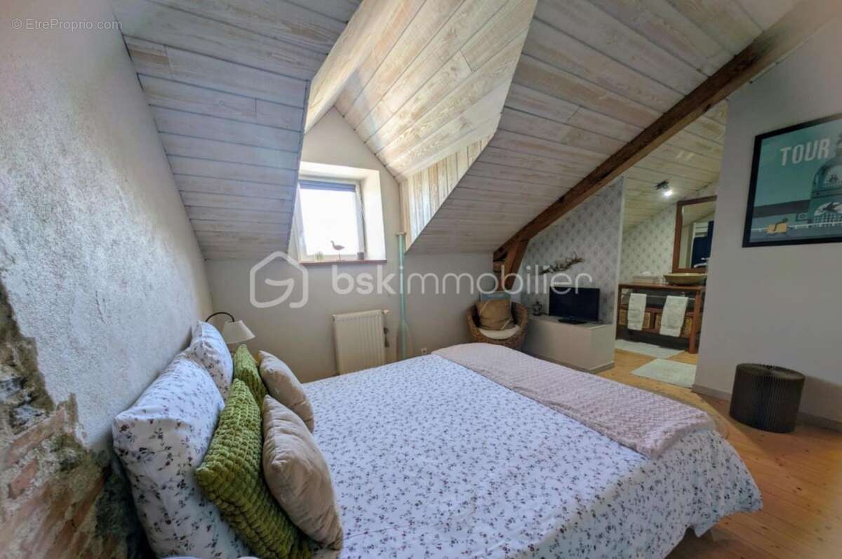 Maison à SAINT-JULIEN-DE-CONCELLES