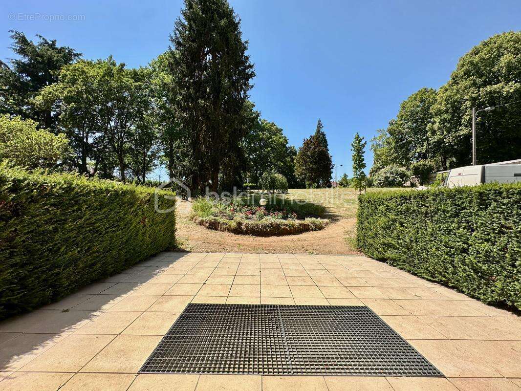 Pontoise saint-martin - 3 pièces avec jardin de 160 m², parking et cave - photo 15