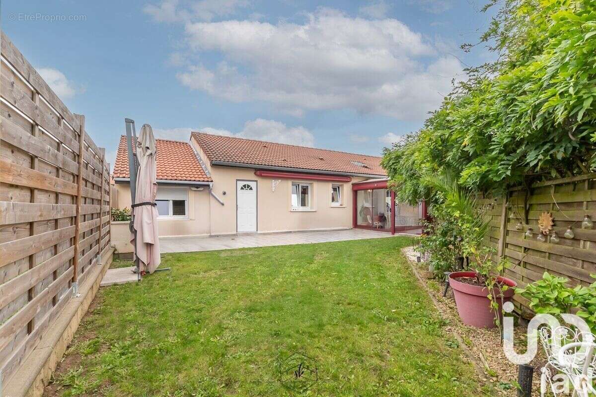 Photo 2 - Maison à MAIZIERES-LES-METZ