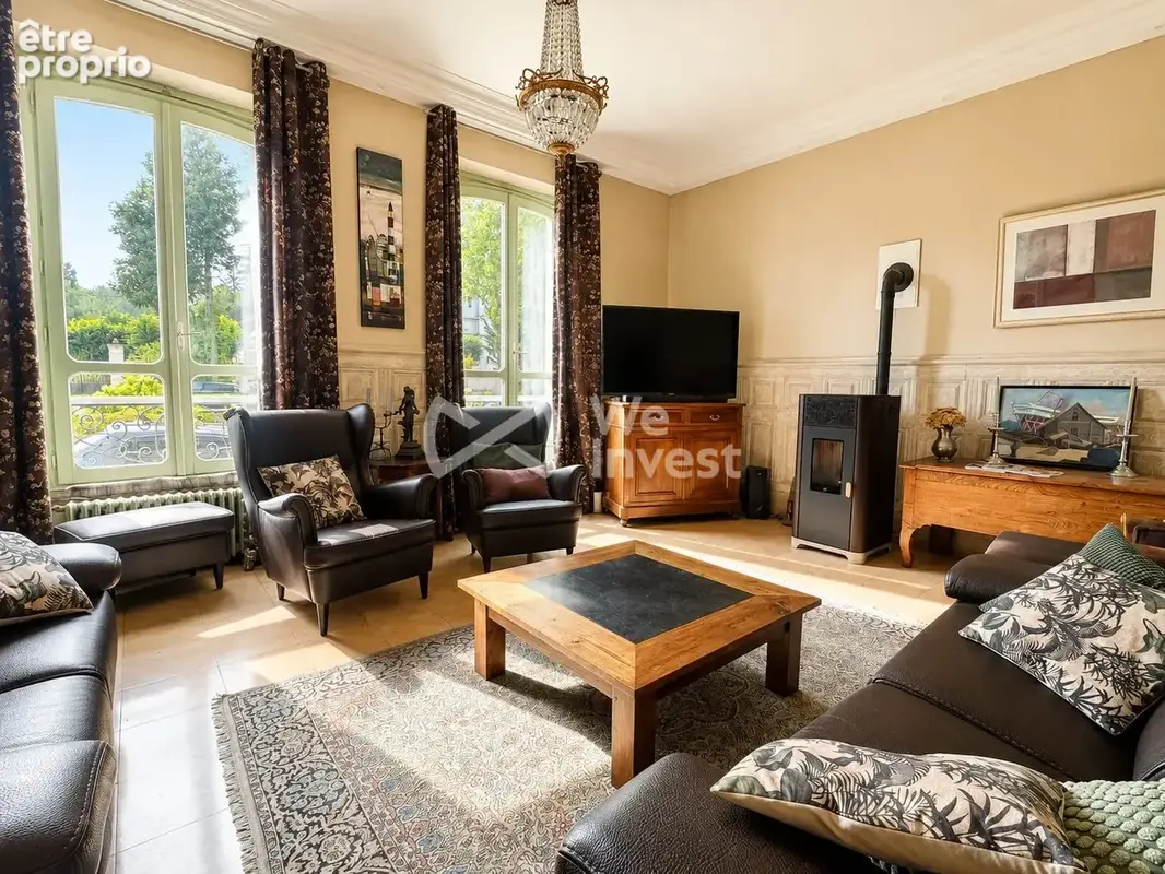Maison 8 pièces 243 m² à vendre à Germigny-L'eveque (77910) - photo 2