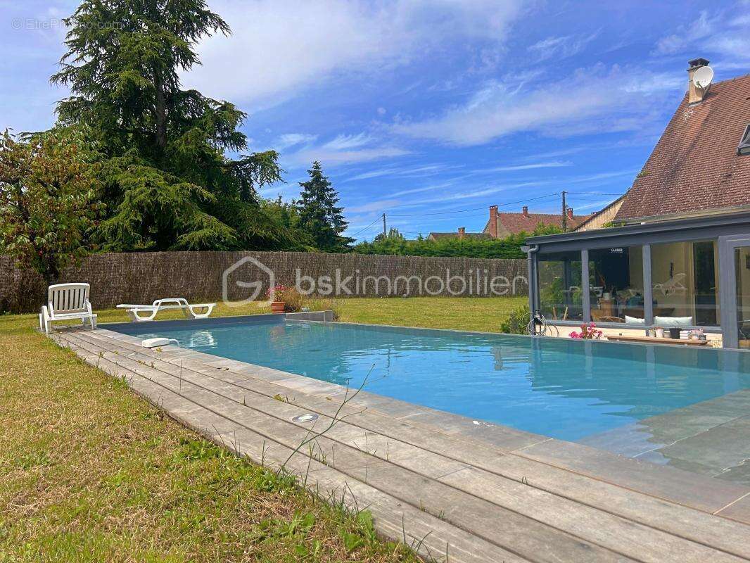 Superbe maison de campagne – 6 pièces – 168 m² - Terrain clos, arboré et sans vis à vis - Très calme ! - photo 13