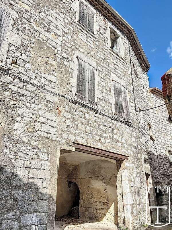 Au cur de Saint-Alban-Auriolles, une âme de pierre vous attend - photo 22