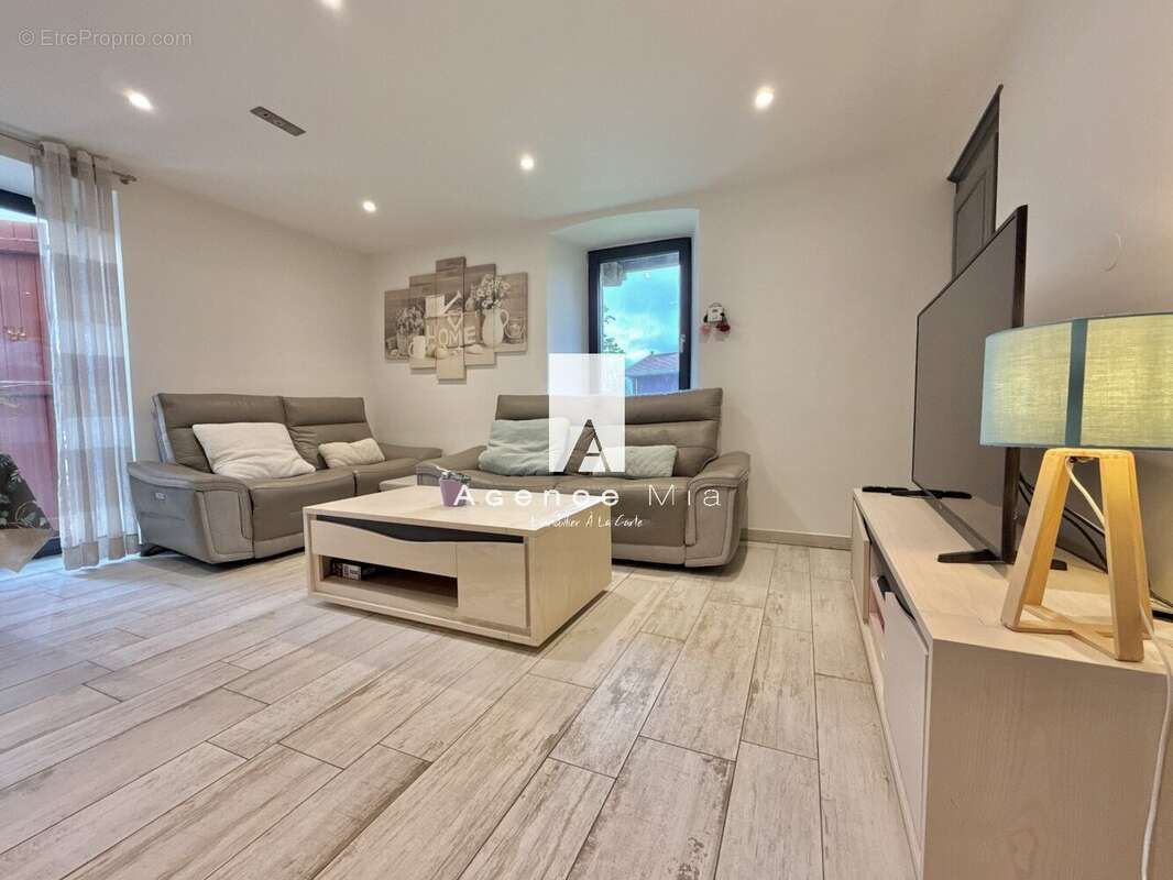 Maison à CHAMPANGES