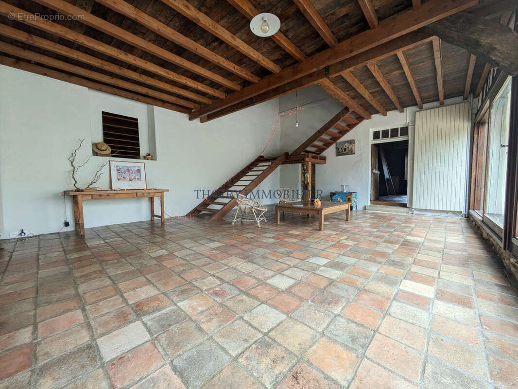 Maison à THOIRY