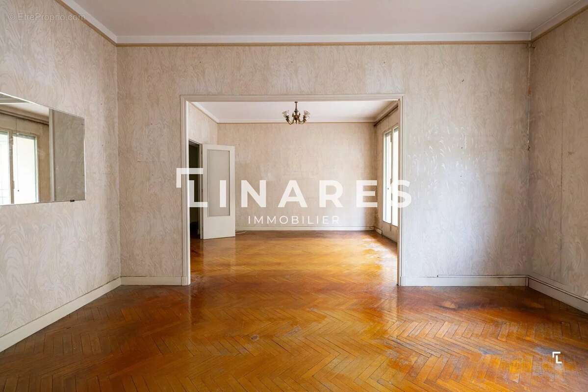 MERMOZ PROJECT - Appartement T3/4 de 101 m2 avec terrasse - 13008 Carré d'or - photo 9