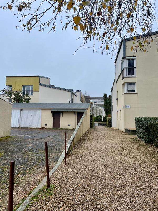 Appartement à LES ULIS