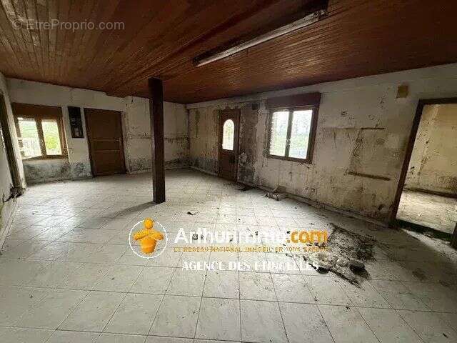 Maison à MARTIGNE-FERCHAUD