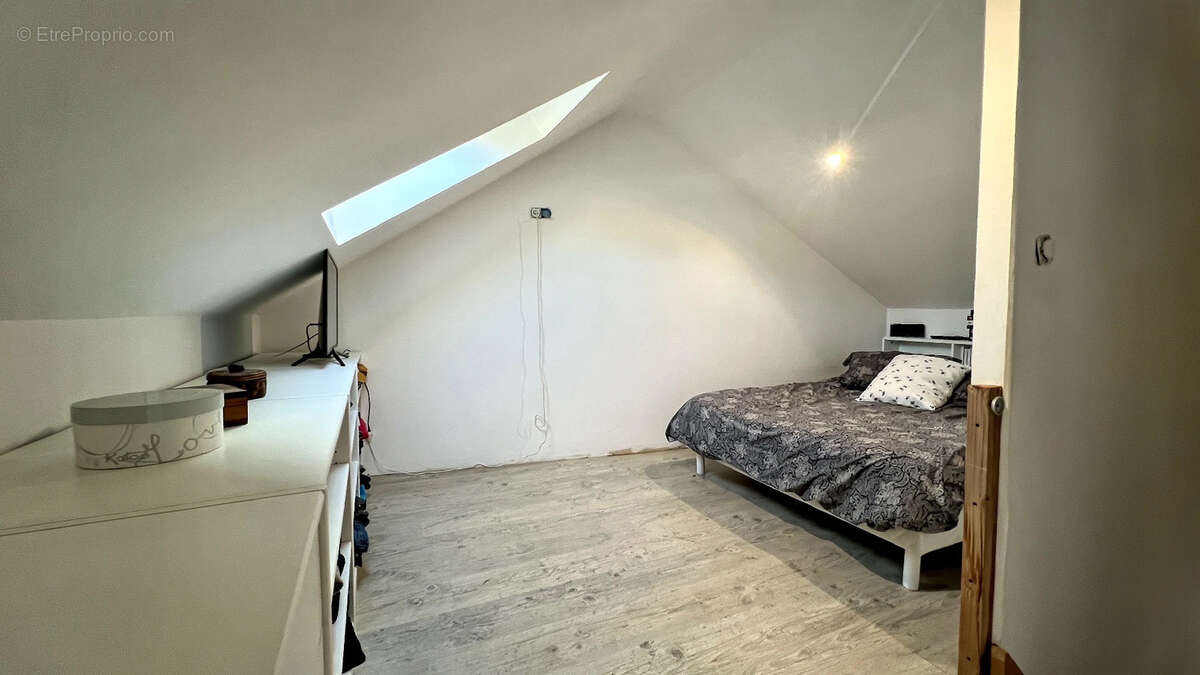 Maison à LA FERTE-ALAIS