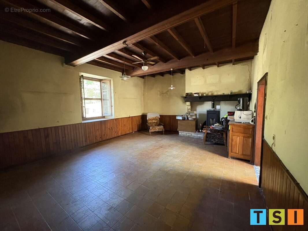Maison de campagne a renover - photo 2