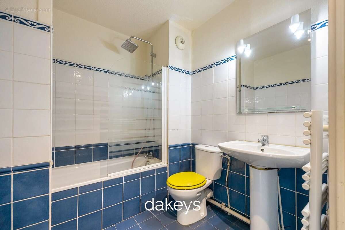 Appartement à MARSEILLE-8E