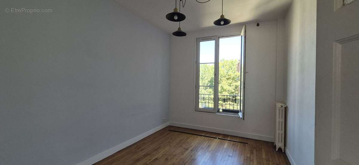 Appartement 59 m² à Clichy  - photo 5