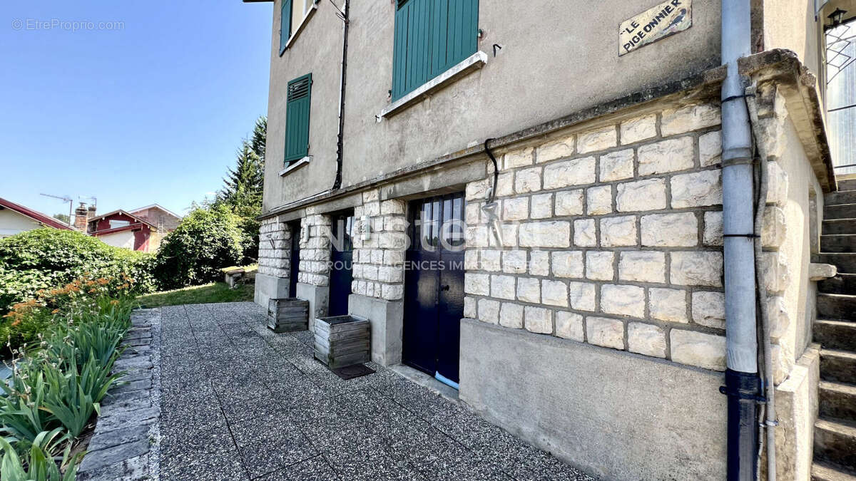 SAVONNIERES DEVANT BAR : Immeuble 2 appartements 72 et 74 m² , potentiel locatif - photo 23